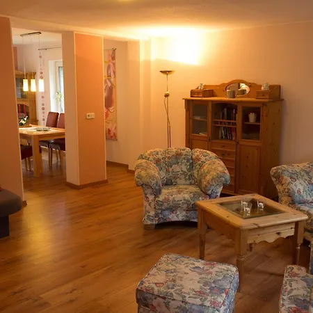 Ferienwohnung Raehmer * バート・グランド